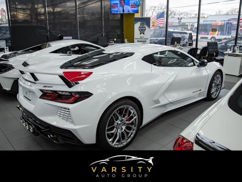 Used 2025 Chevrolet Corvette Stingray Preferred Cpe w/ Z51 Performance Package image 5