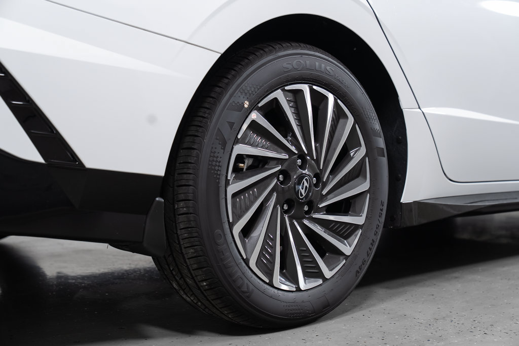 New 2026 Hyundai Sonata SEL FWD image 7