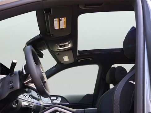 New 2026 Mercedes-Benz GLS 450 4MATIC image 39