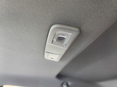 Used 2024 GMC Sierra 3500 SLE w/ SLE Convenience Package image 33