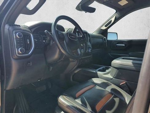 Used 2021 GMC Sierra 1500 AT4 w/ AT4 Premium Package image 9
