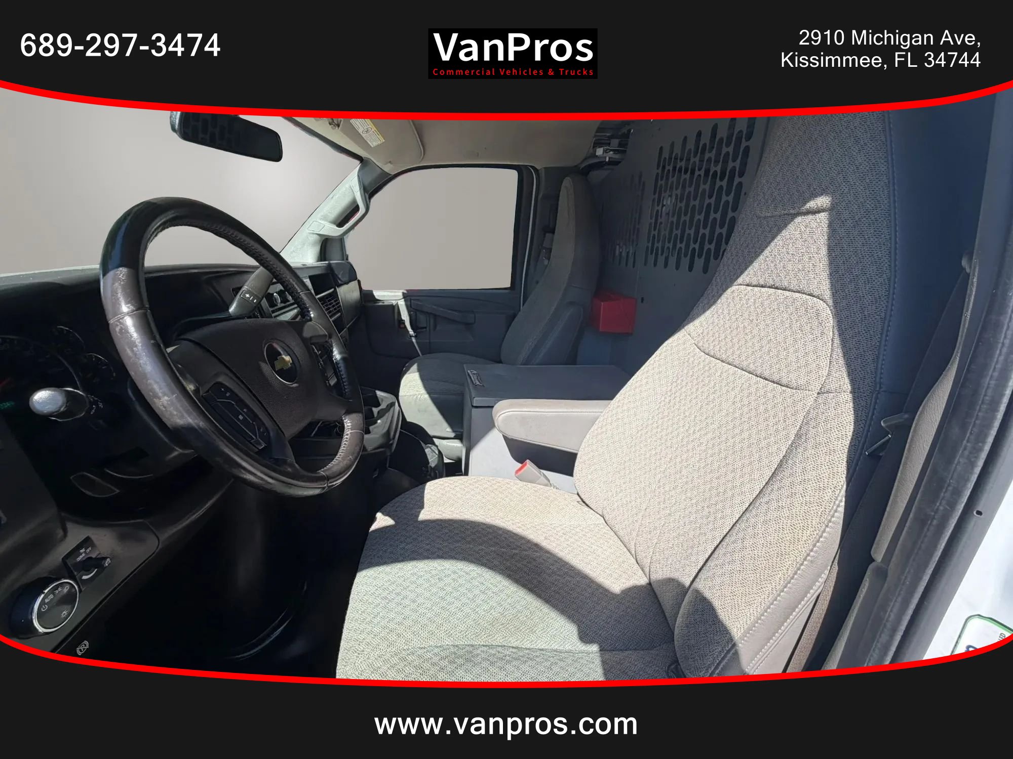 Used 2022 Chevrolet Express 2500 w/ Driver Convenience Package RWD image 9