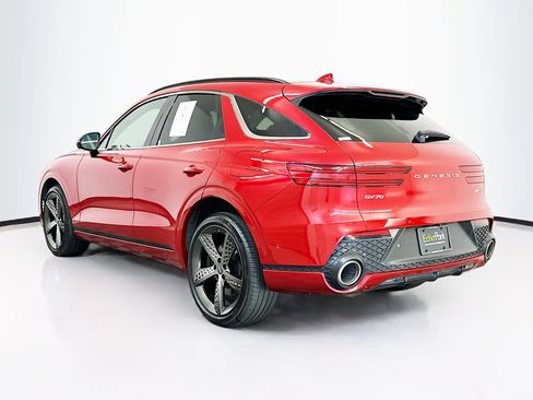 Used 2025 Genesis GV70 3.5T Sport w/ Sport Advanced Package AWD/4WD image 5