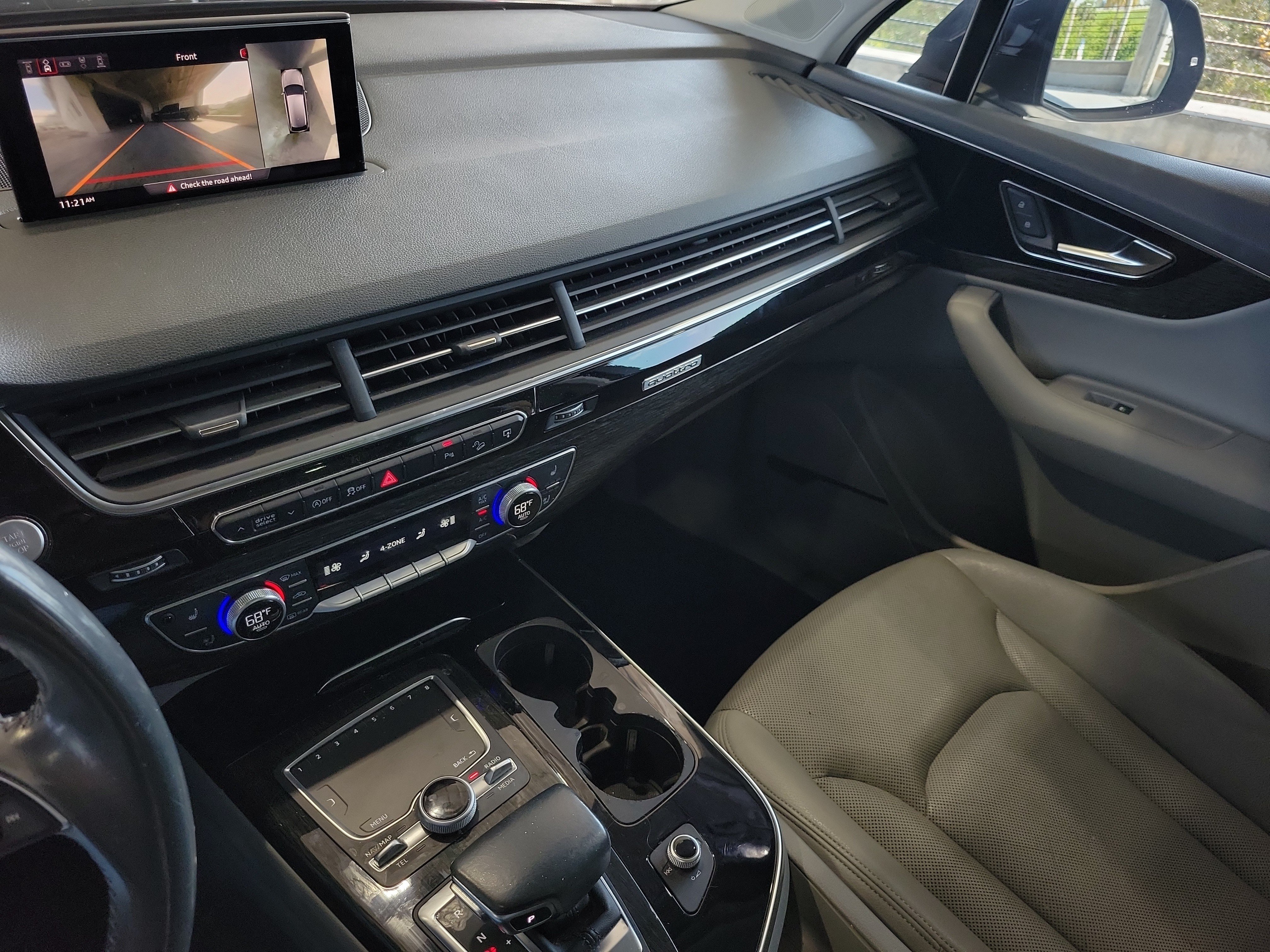 Used 2017 Audi Q7 3.0T Prestige AWD/4WD image 30