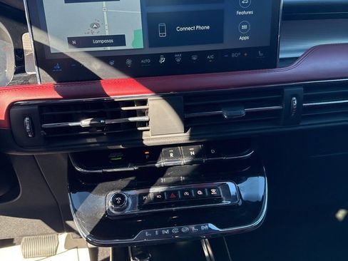 Used 2023 Lincoln Corsair Reserve w/ Equipment Group 202A image 7