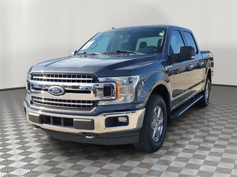 Used 2018 Ford F150 XLT w/ Equipment Group 302A Luxury image 9