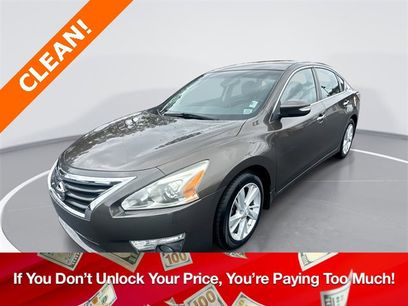 Used 2015 Nissan Altima 2.5 SV w/ Convenience Package