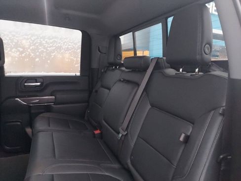 Used 2023 Chevrolet Silverado 3500 LTZ w/ LTZ Convenience Package image 21