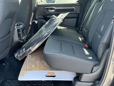 New 2026 RAM 1500 4x4 Crew Cab image 11