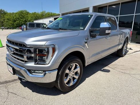 Used 2021 Ford F150 Lariat w/ Equipment Group 502A High AWD/4WD image 3