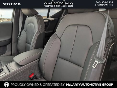 New 2026 Volvo XC40 B5 Core AWD/4WD image 17