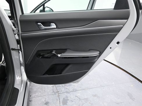 New 2026 Kia K5 GT-Line image 20