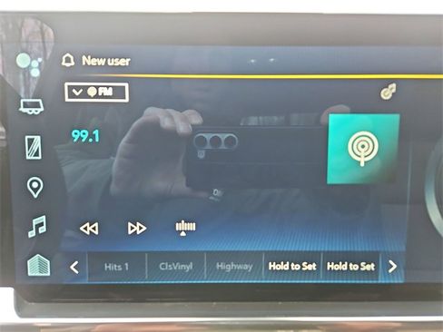 Used 2023 Chevrolet Silverado 1500 High Country w/ Technology Package image 13