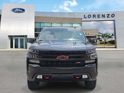 Used 2021 Chevrolet Silverado 1500 LT Trail Boss w/ Convenience Package II AWD/4WD image 2