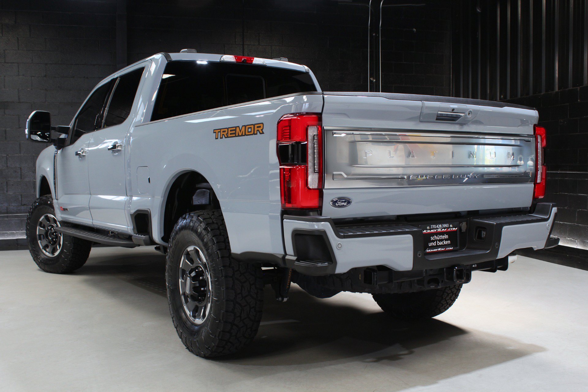 Used 2024 Ford F250 Platinum w/ Tremor Off-Road Package AWD/4WD image 12