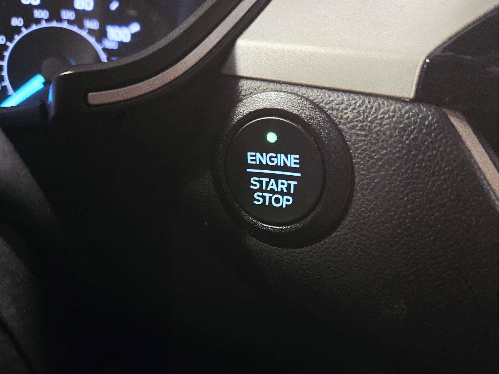 Used 2022 Ford Escape SE w/ Convenience Package FWD image 18