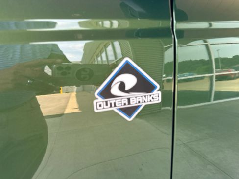 Certified 2025 Ford Bronco Outer Banks AWD/4WD image 14