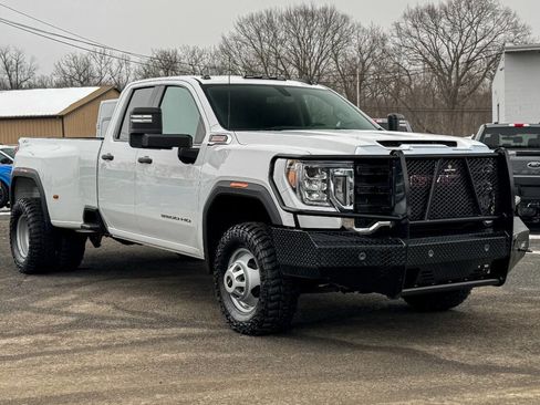 Used 2022 GMC Sierra 3500 Pro w/ Gooseneck/5TH Wheel Package image 1