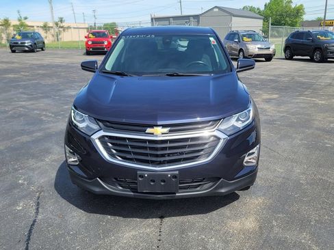 Used 2020 Chevrolet Equinox LT w/ Driver Convenience Package FWD image 4