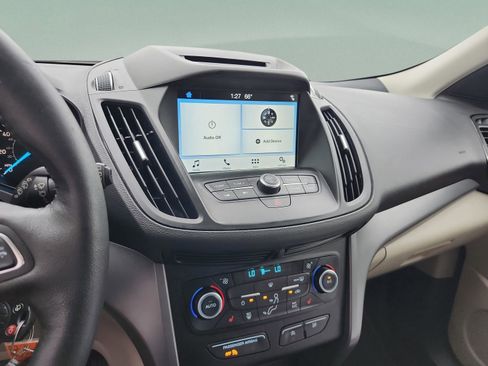 Used 2018 Ford Escape SEL image 11