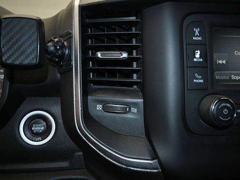 Used 2019 RAM 2500 Big Horn AWD/4WD image 19