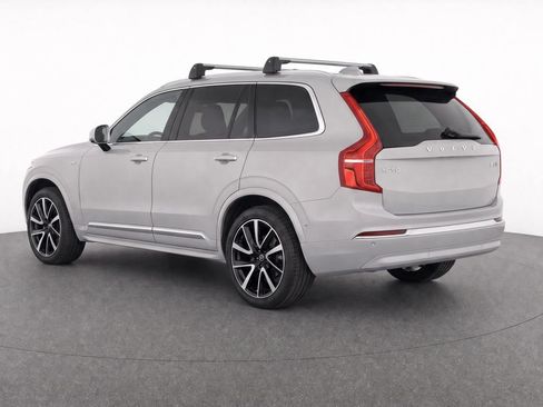 Used 2024 Volvo XC90 B6 Plus AWD/4WD image 3