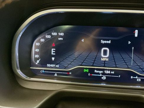 Used 2023 GMC Yukon XL AT4 w/ Technology Package image 13