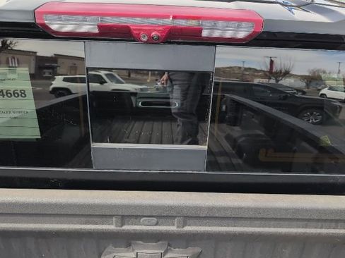 Used 2025 Chevrolet Silverado 1500 W/T w/ Trailering Package image 14