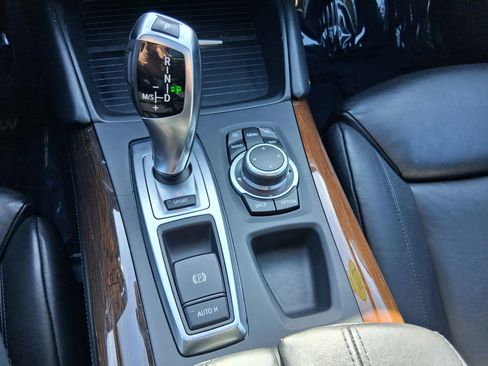 Used 2012 BMW X6 xDrive50i image 25