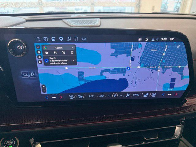 Used 2025 Chevrolet Traverse RS w/ LPO, Floor Liner Package AWD/4WD image 3