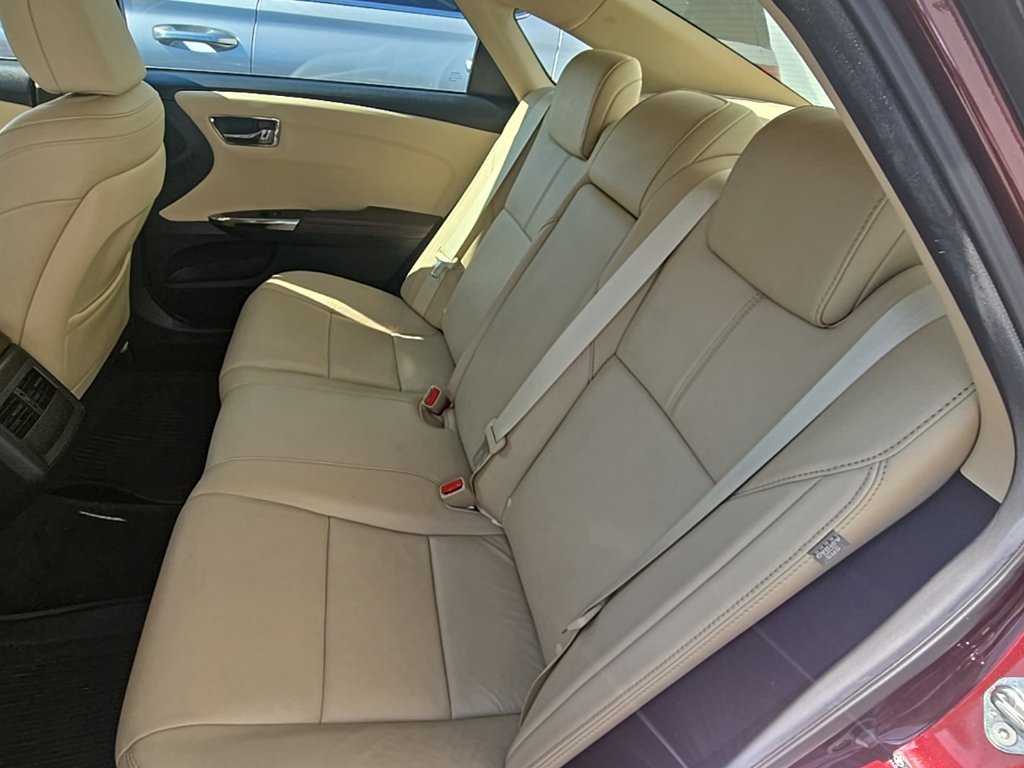 Used 2016 Toyota Avalon XLE Plus FWD image 16