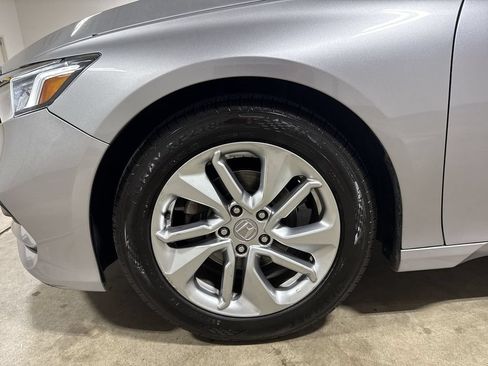 Used 2019 Honda Accord LX image 26