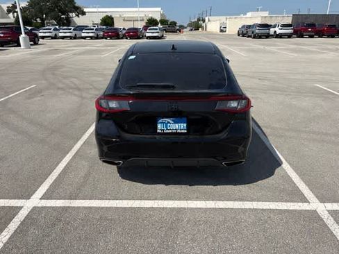 Used 2022 Honda Civic Sport Touring image 4