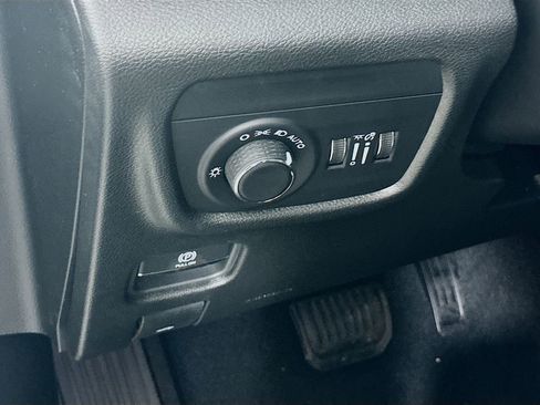 New 2026 Jeep Grand Cherokee Altitude AWD/4WD image 15