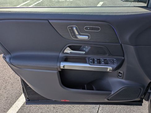 Certified 2025 Mercedes-Benz GLB 250 250 image 14