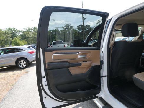 Used 2019 RAM 1500 Big Horn AWD/4WD image 27
