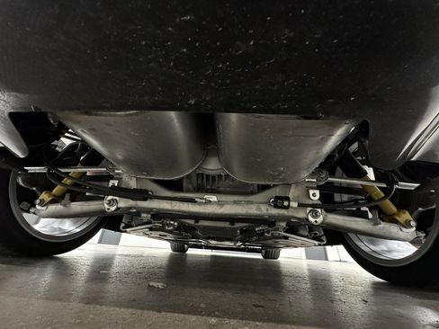 Used 2015 Chevrolet Corvette STINGRAY 2LT w/ 2LT Preferred Equipment Group RWD image 32