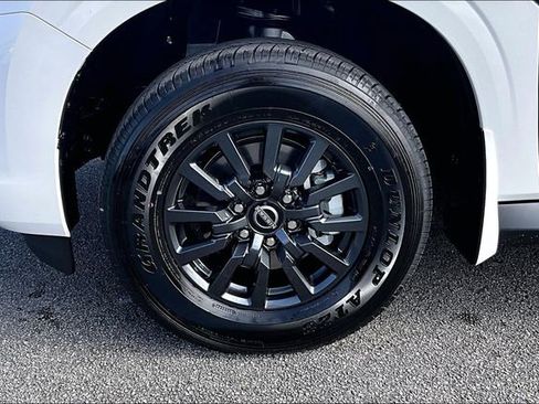 New 2026 Nissan Armada SV image 8