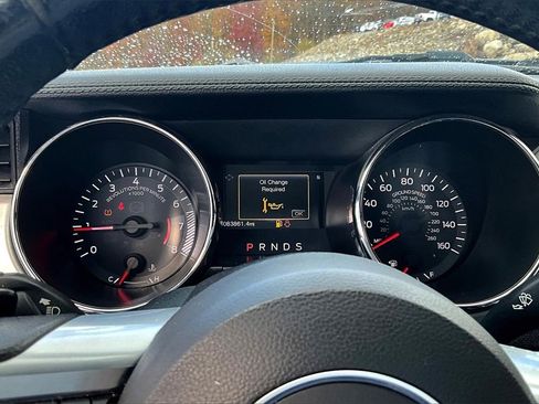 Used 2016 Ford Mustang Premium image 16