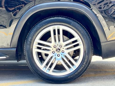 Certified 2023 Mercedes-Benz GLS 450 4MATIC image 12