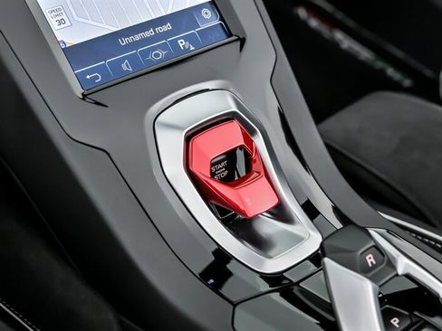 Used 2022 Lamborghini Huracan EVO RWD image 32