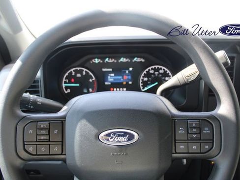 New 2026 Ford F450 XLT w/ 360-Degree Camera Package image 13