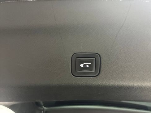 Used 2022 GMC Yukon Denali w/ Max Trailering Package AWD/4WD image 19
