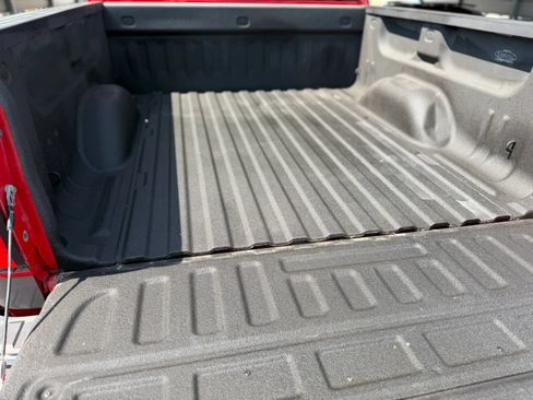 Used 2014 GMC Sierra 1500 SLE w/ SLE Value Package AWD/4WD image 27