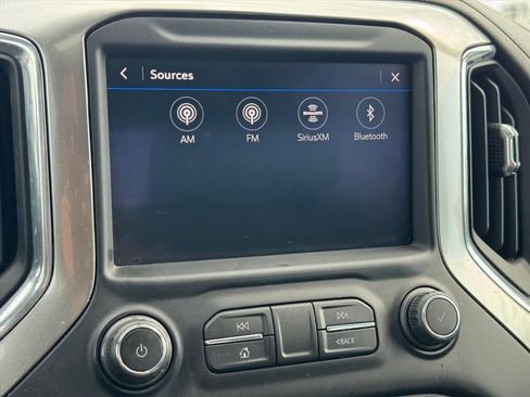 Used 2021 Chevrolet Silverado 1500 LT Trail Boss w/ Convenience Package II image 24