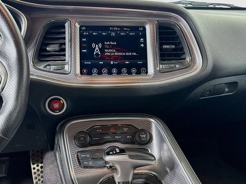 Used 2017 Dodge Challenger SRT Hellcat RWD image 12