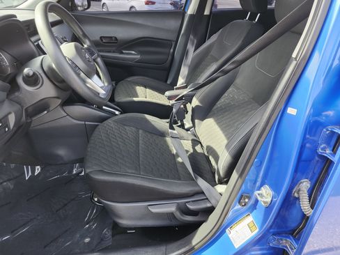 Used 2021 Nissan Kicks S image 21