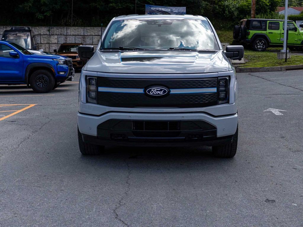 Used 2024 Ford F150 Lightning Flash AWD/4WD image 2