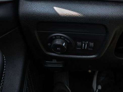 New 2025 Jeep Grand Cherokee L Limited w/ Black Appearance Package image 25