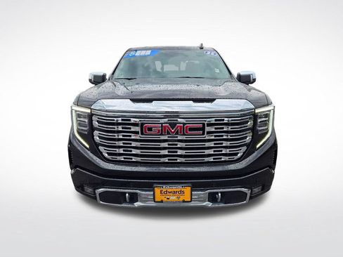 Used 2025 GMC Sierra 1500 Denali w/ Denali Reserve Package AWD/4WD image 11